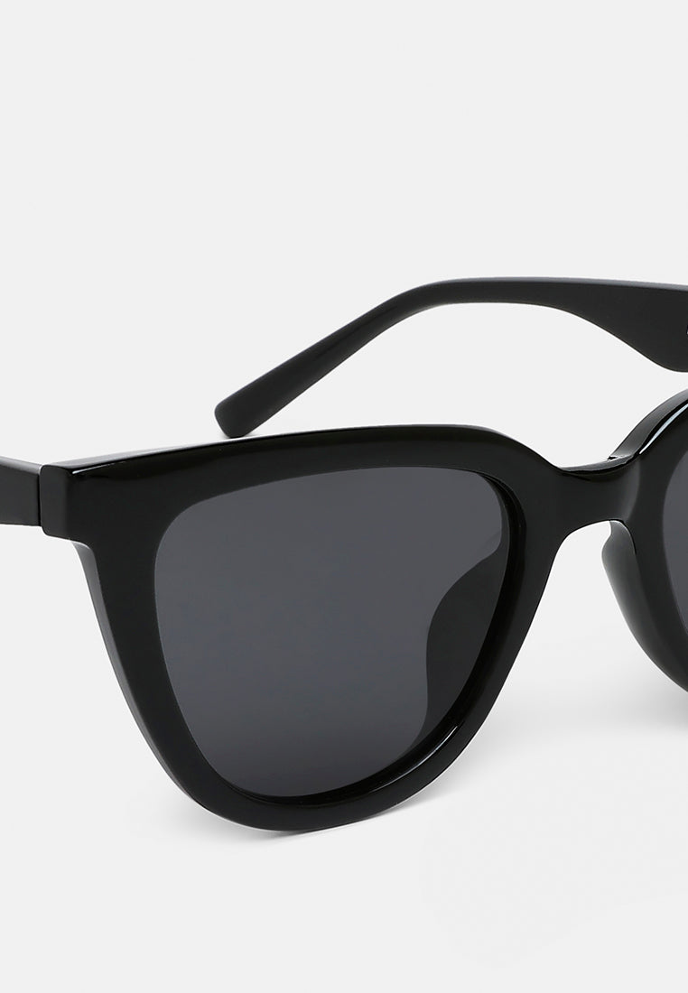 cat eye uv sunglasses by ruw#color_black