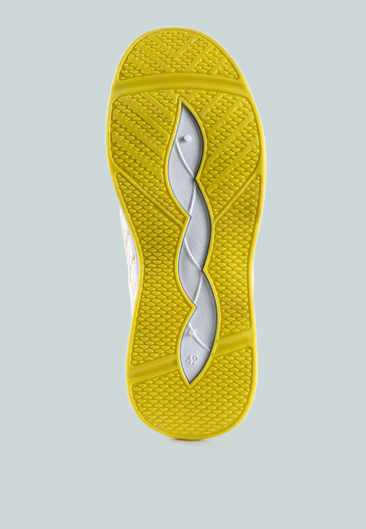 fish scale goovy running trainers#color_white