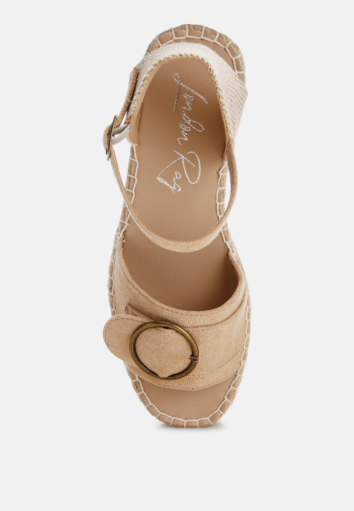amilta buckle detail espadrille wedges#color_beige