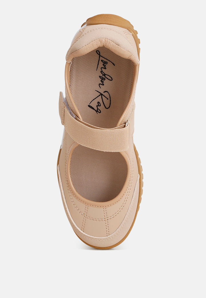 Kairus Adjustable Strap Closure Sneakers#color_beige-smooth