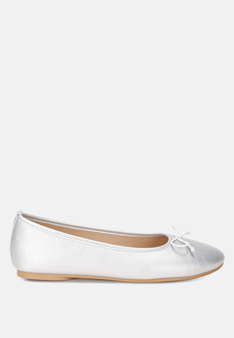 Clarendra Stretch Fit Ballet Flats#color_silver-metallic