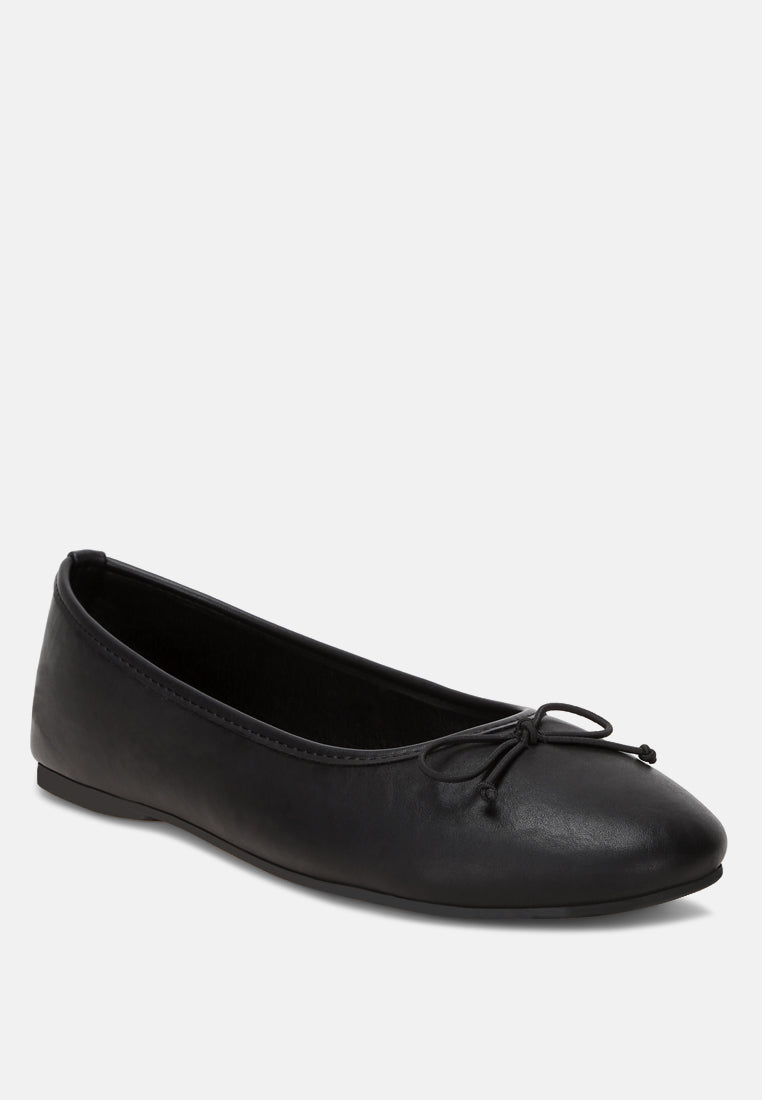 Clarendra Stretch Fit Ballet Flats#color_black-smooth