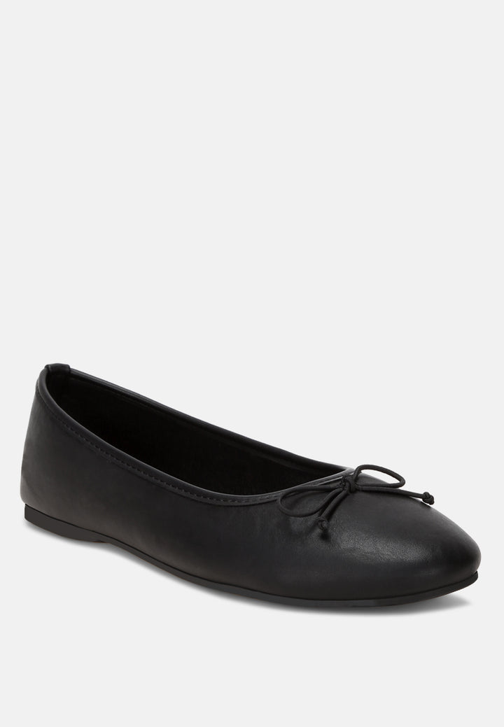 Clarendra Stretch Fit Ballet Flats#color_black-smooth