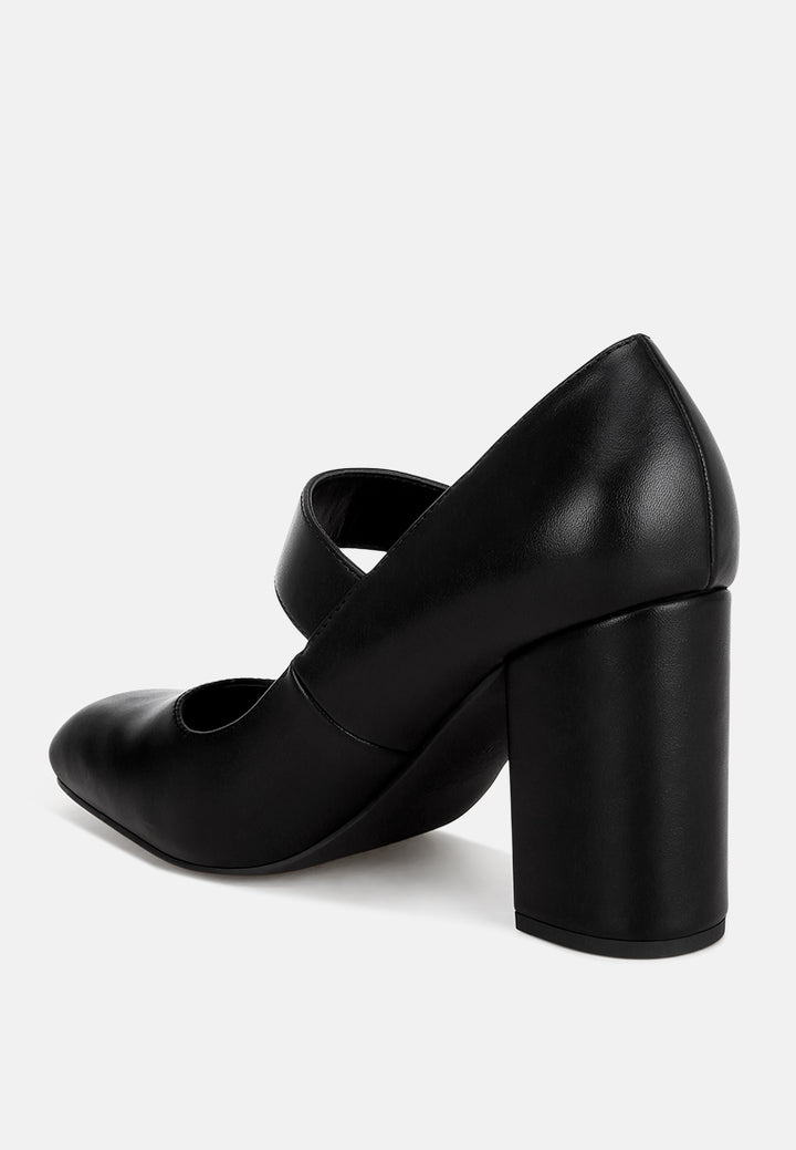 Mayuza Square Toe Strap Sandals#color_black-smooth