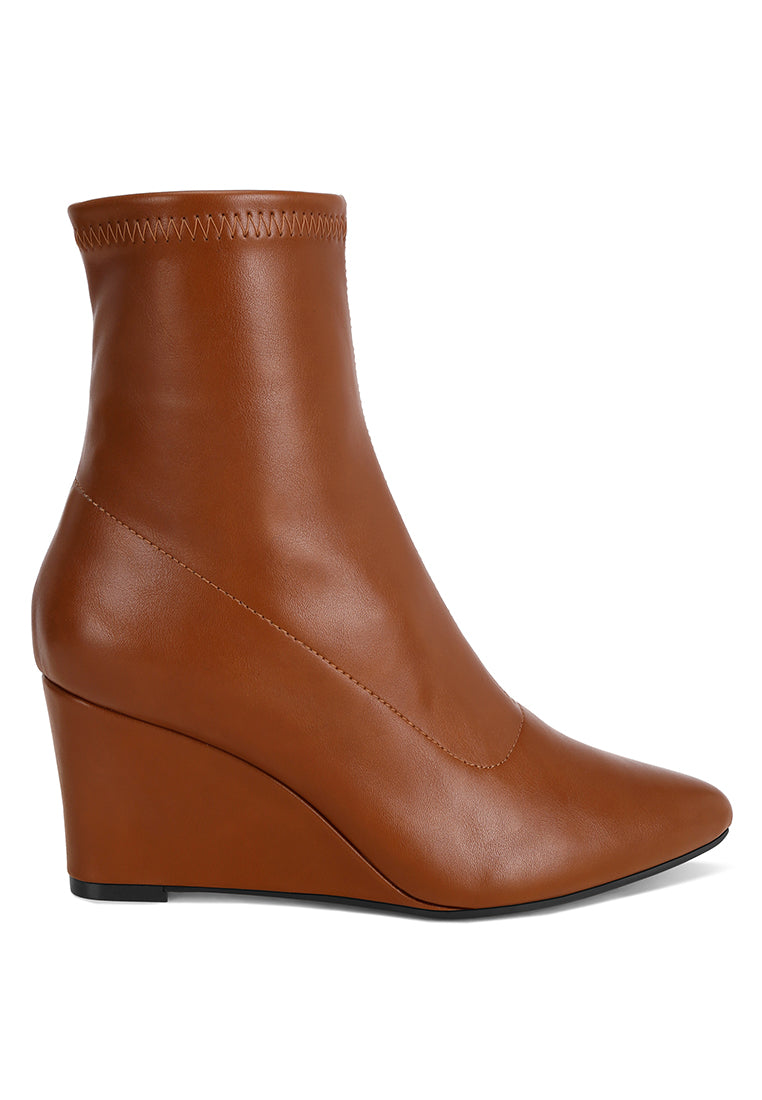 stretchable wedge boots#color_brown-smooth