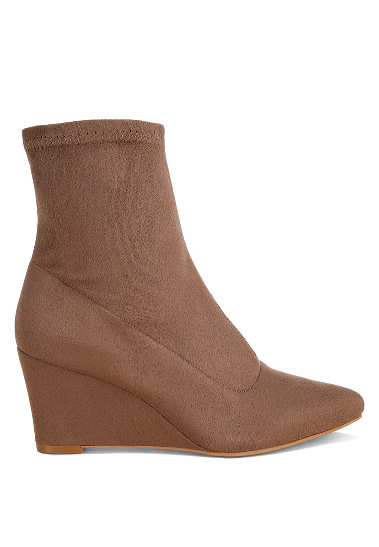 stretchable wedge boots#color_taupe-suede