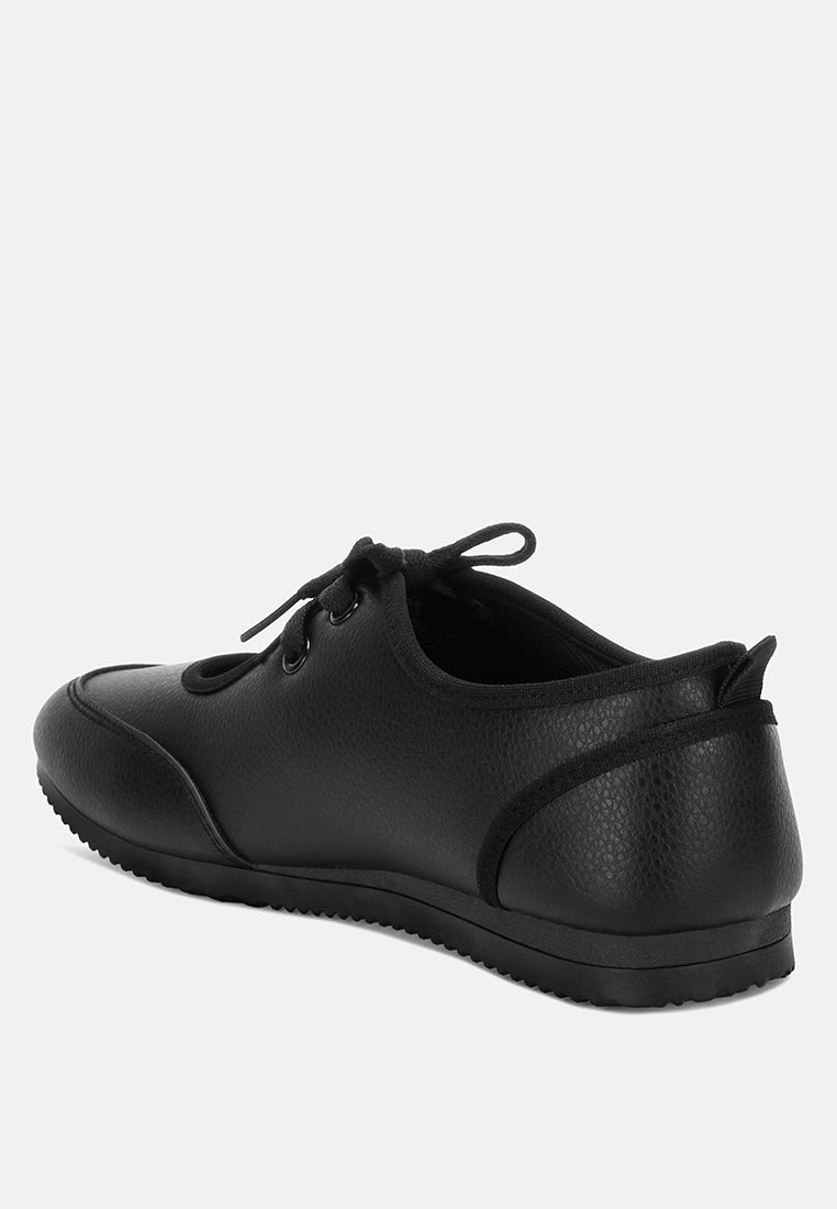 selka lace up women sneakers#color_black-smooth