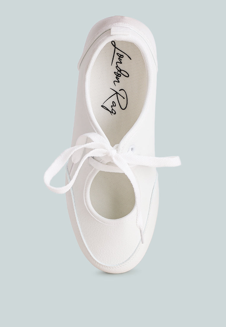 selka lace up women sneakers#color_white-smooth