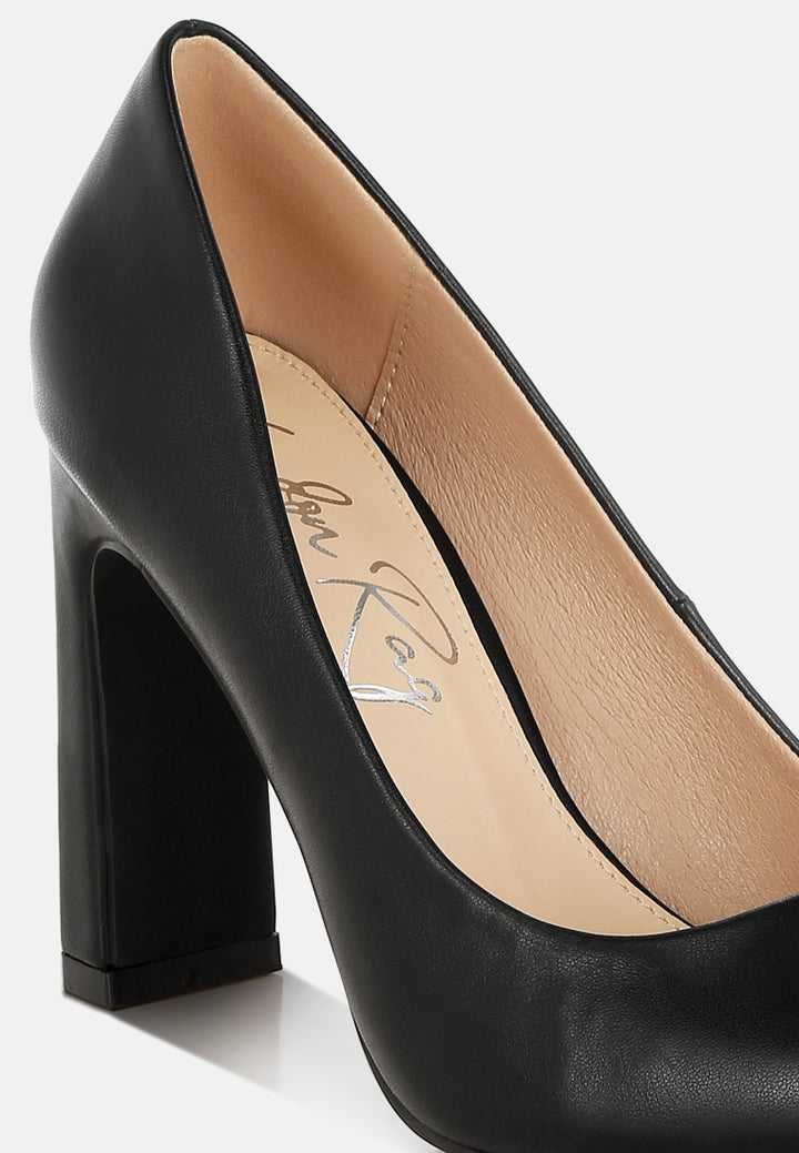 shacarri faux leather pumps #color_black