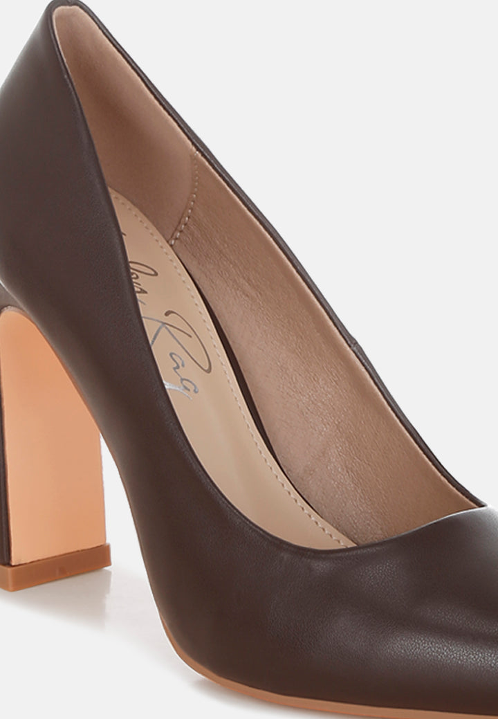 shacarri faux leather pumps #color_brown