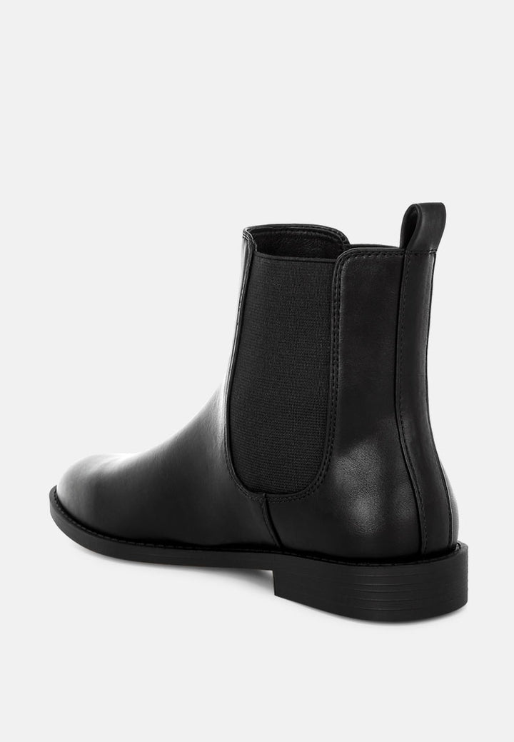 sigrun faux leather chelsea boots#color_black