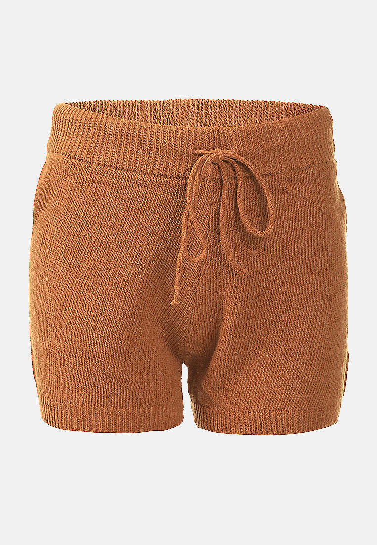 slip-into knitted shorts#color_brown