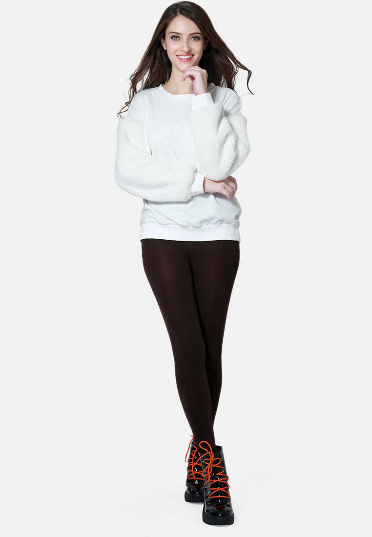 soft comfortable white sweatshirt#color_white