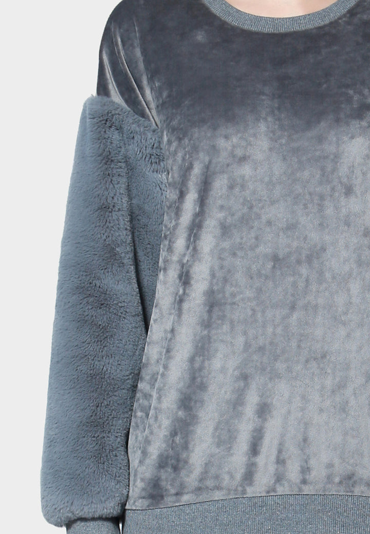 soft comfortable white sweatshirt#color_grey