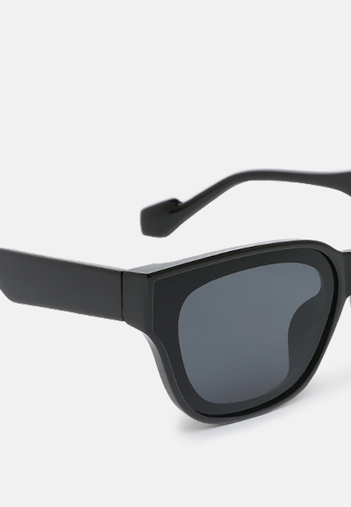 square cat eye sunglasses by ruw#color_black