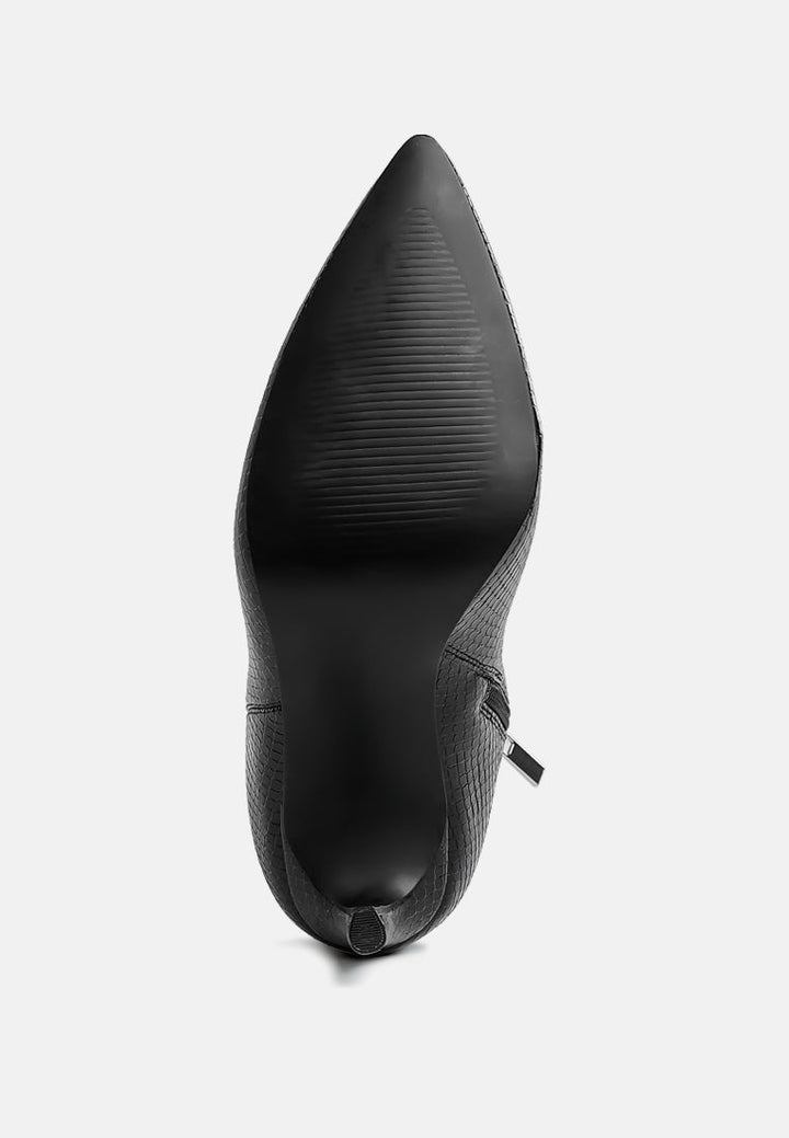 textured stiletto heel ankle boots


 by ruw#color_black