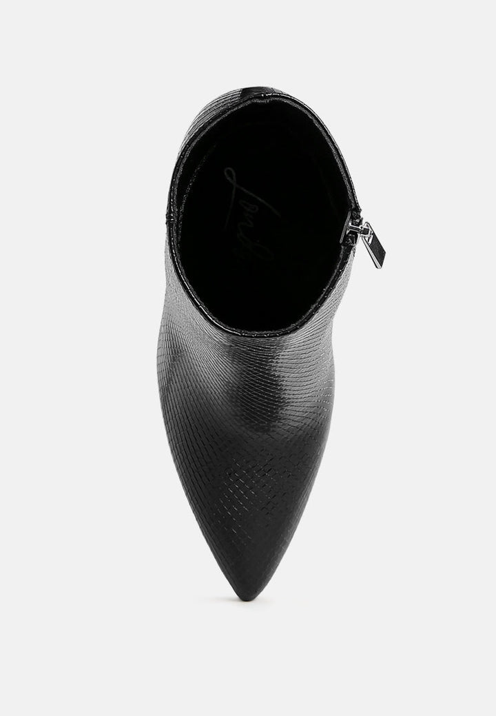 textured stiletto heel ankle boots


 by ruw#color_black