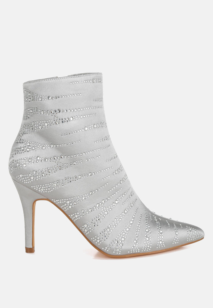 satin rhinestone ankle party boots


 by ruw#color_silver