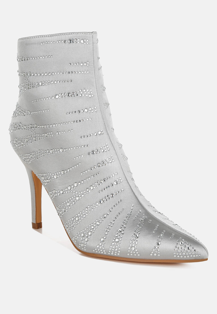 satin rhinestone ankle party boots


 by ruw#color_silver