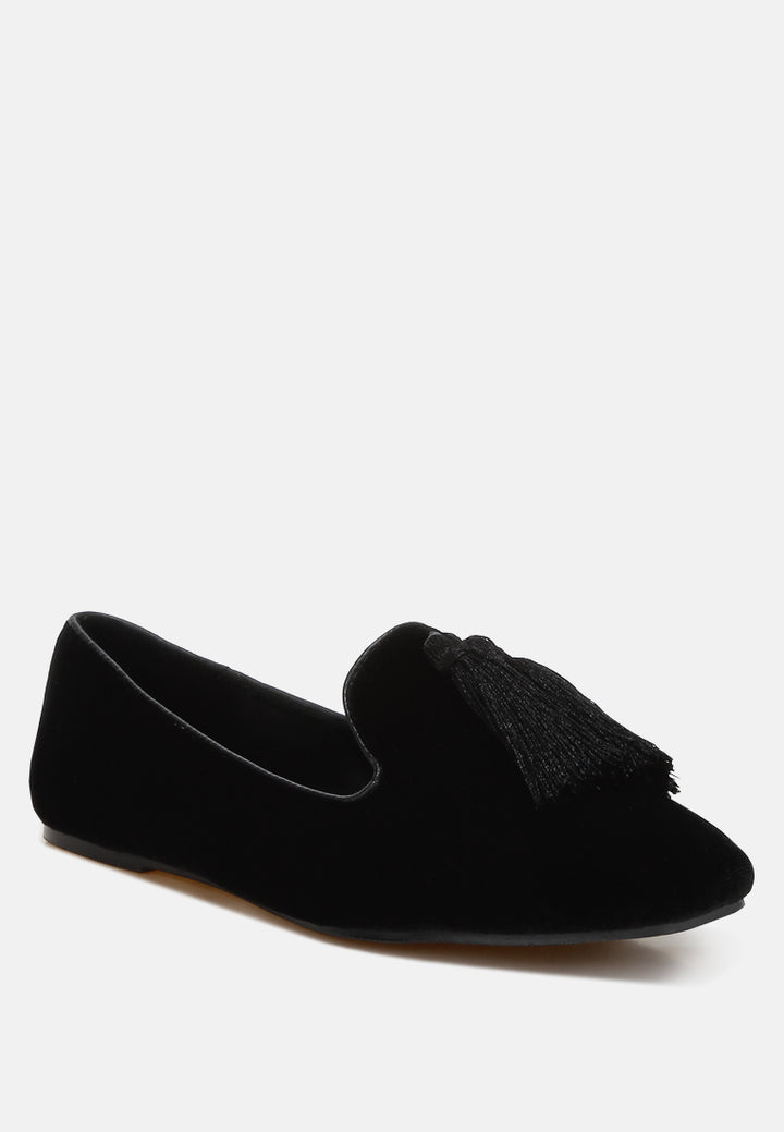 iconic tassel detail velvet loafers by ruw#color_black