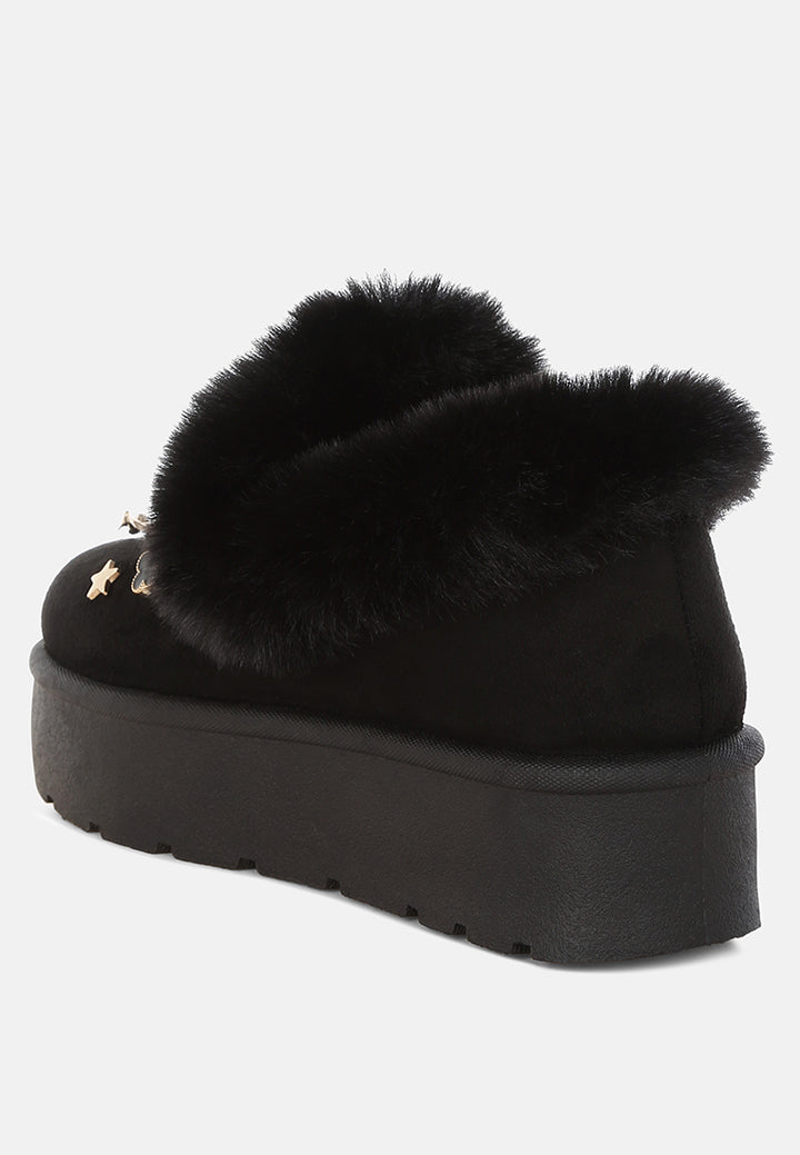 zeta charm detail slip on snow boots#color_black