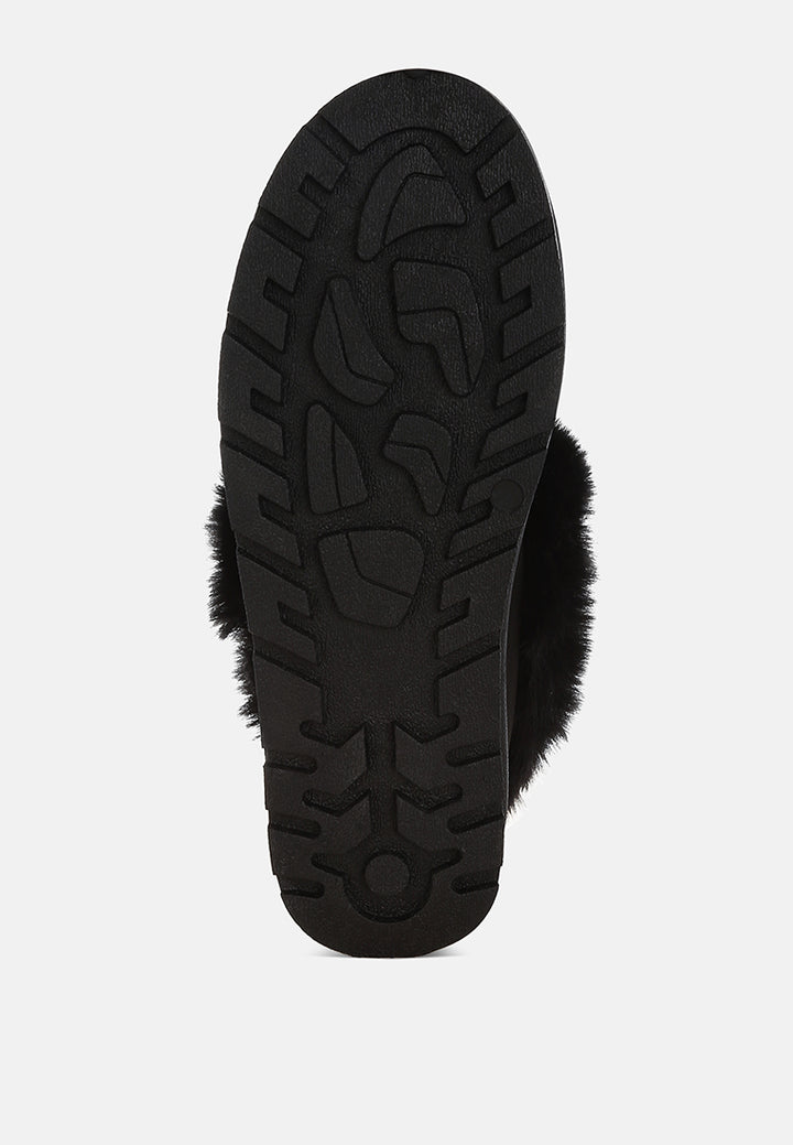 zeta charm detail slip on snow boots#color_black
