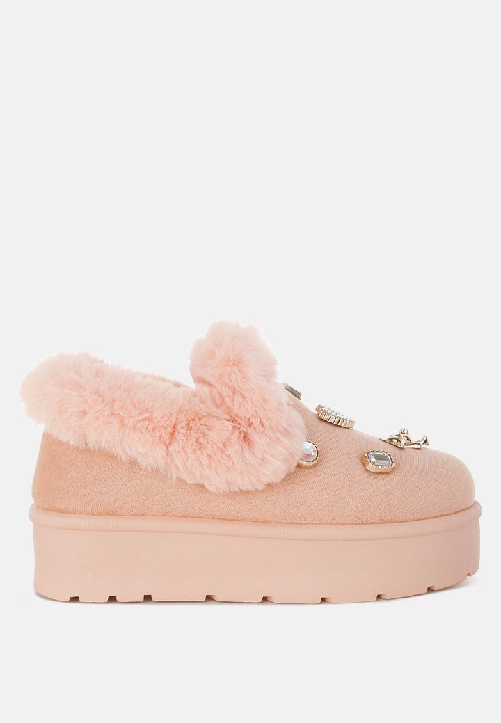 zeta charm detail slip on snow boots#color_pink