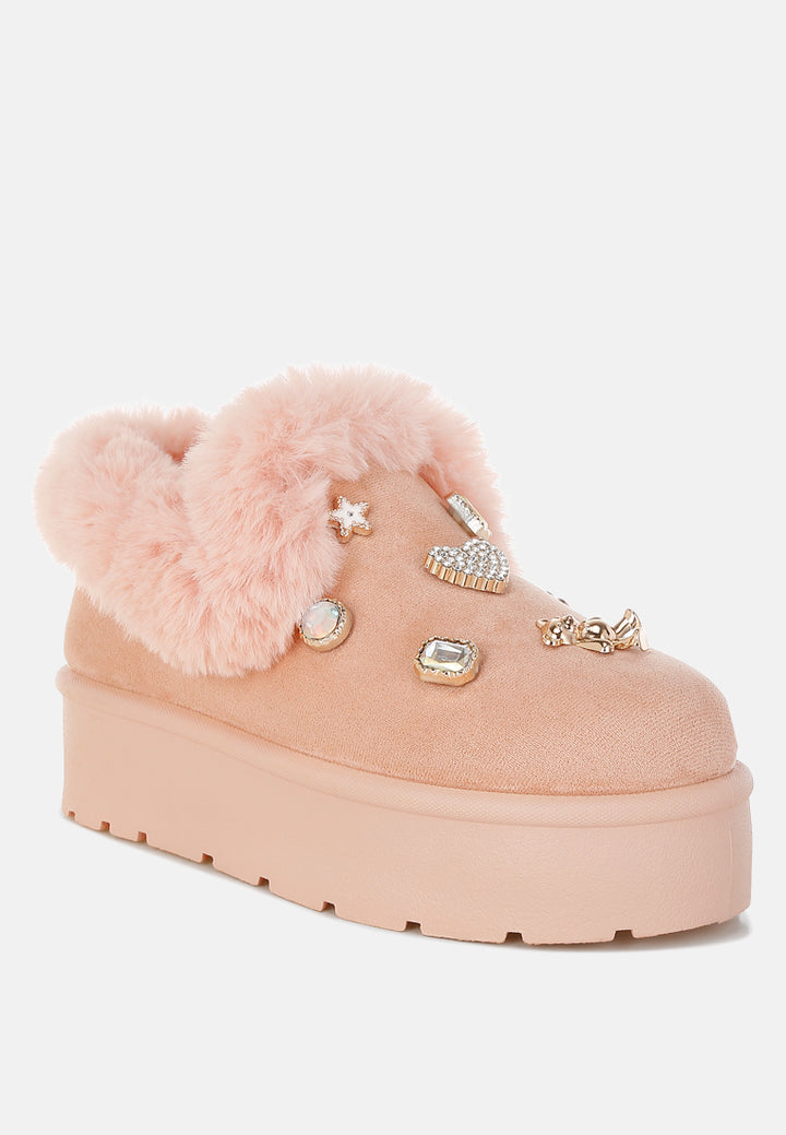 zeta charm detail slip on snow boots#color_pink