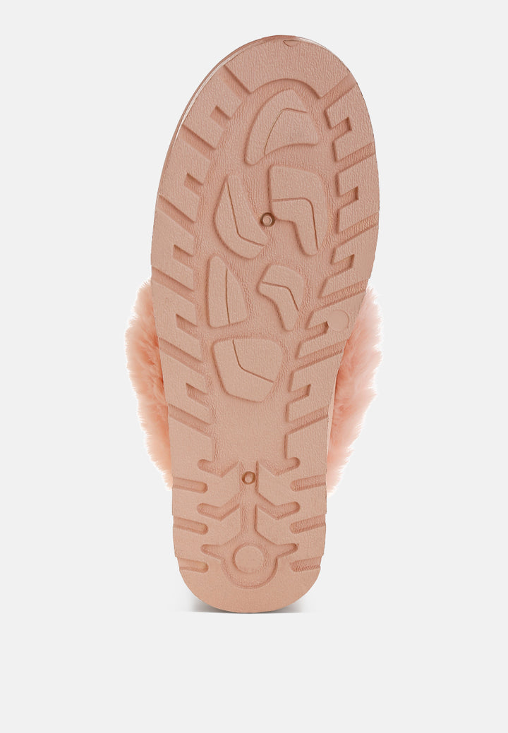 zeta charm detail slip on snow boots#color_pink
