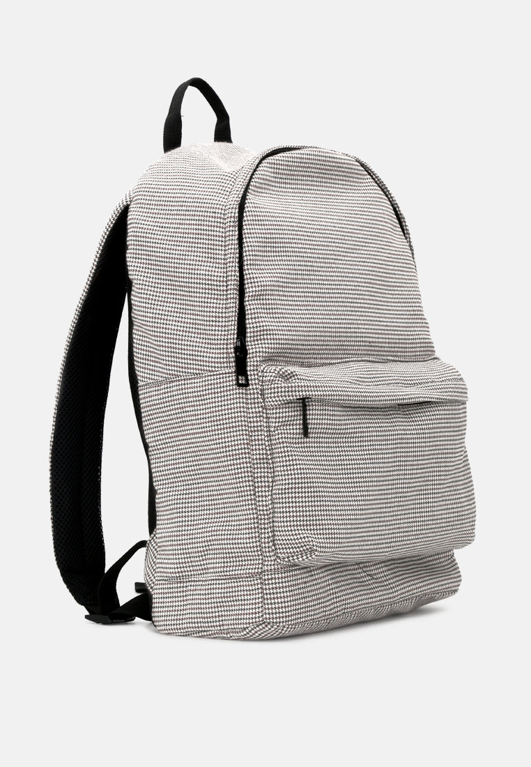 backpack with adjustable shoulder straps#color_multi-colors