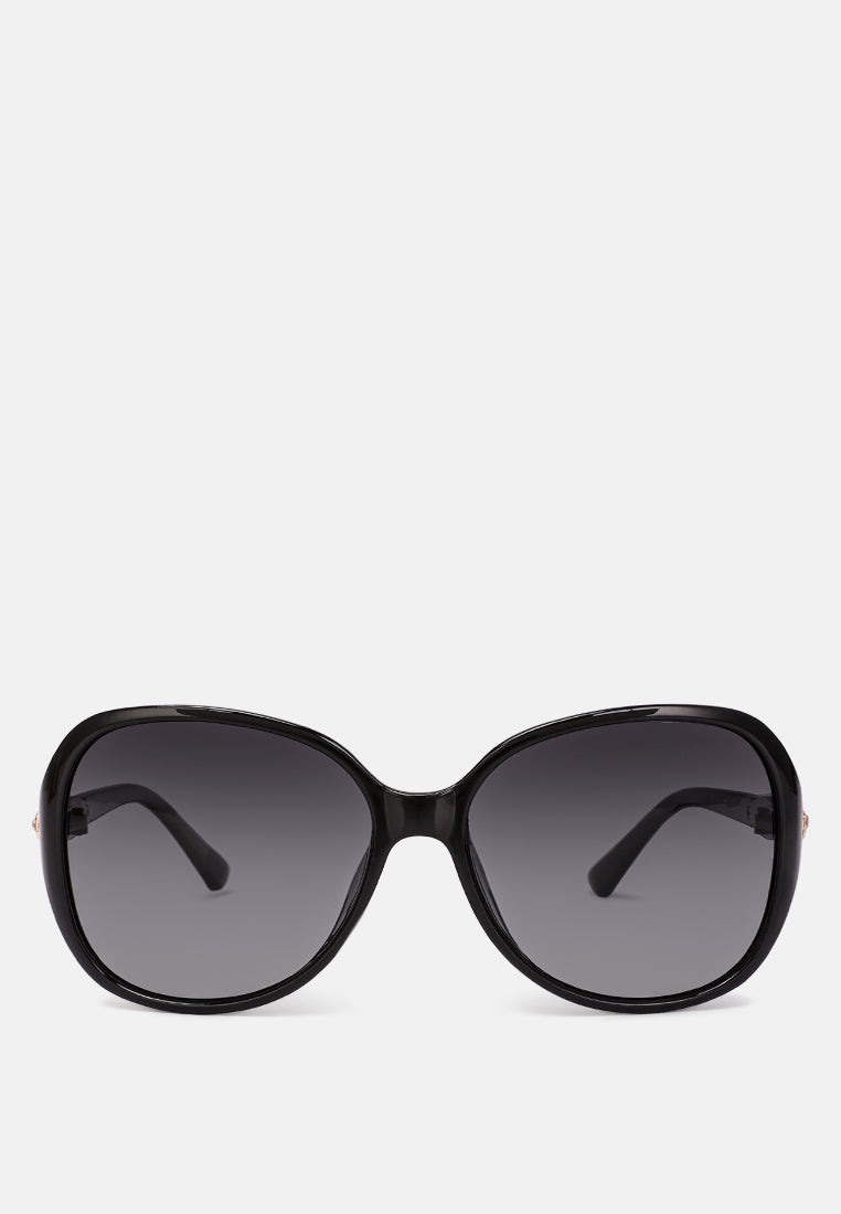 bold oval sunglasses#color_black-grey