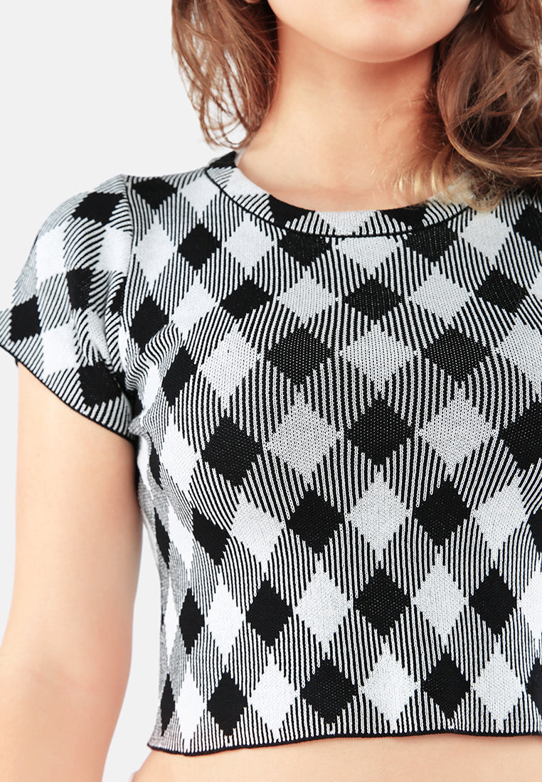 casual checkered crop top#color_black