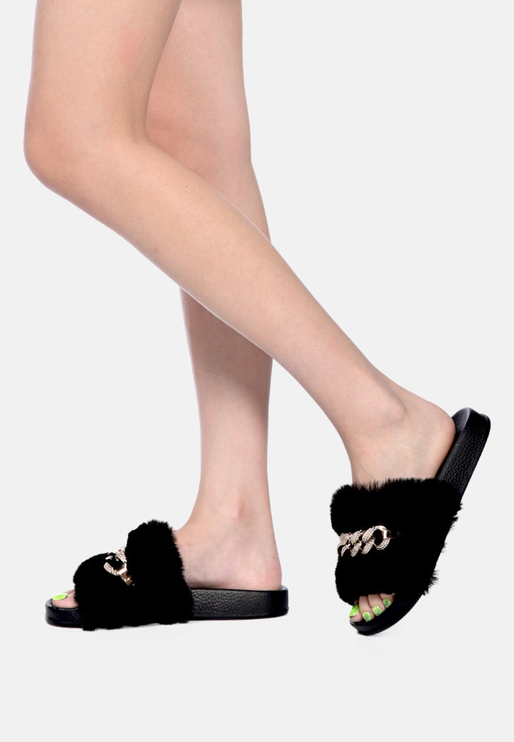 chums metal chain detail fur slides#color_black