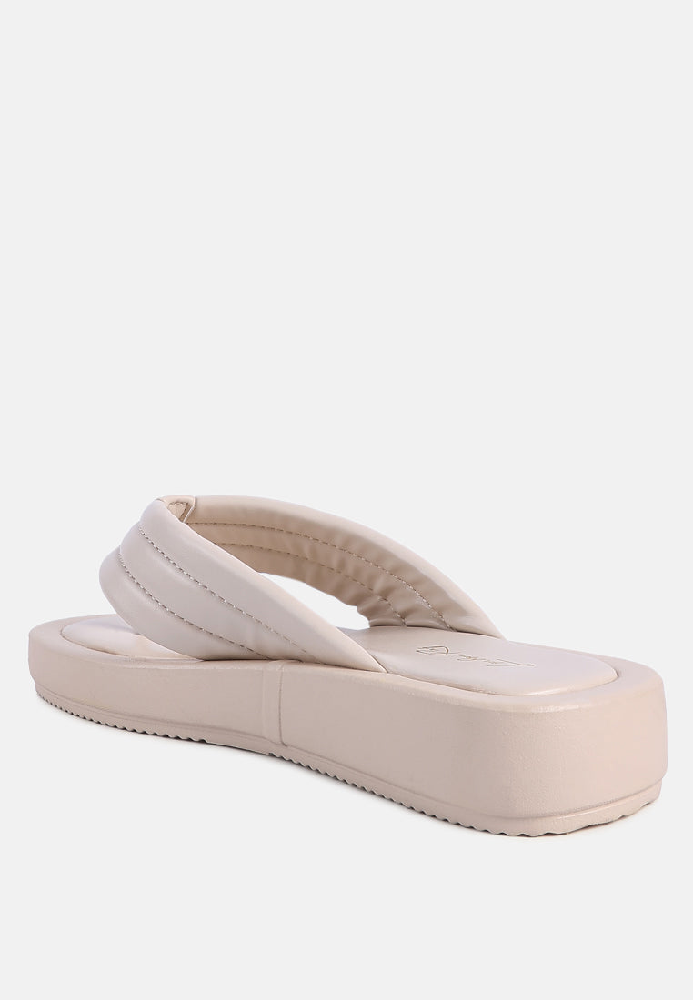 couette quilted thong platform sandals#color_beige