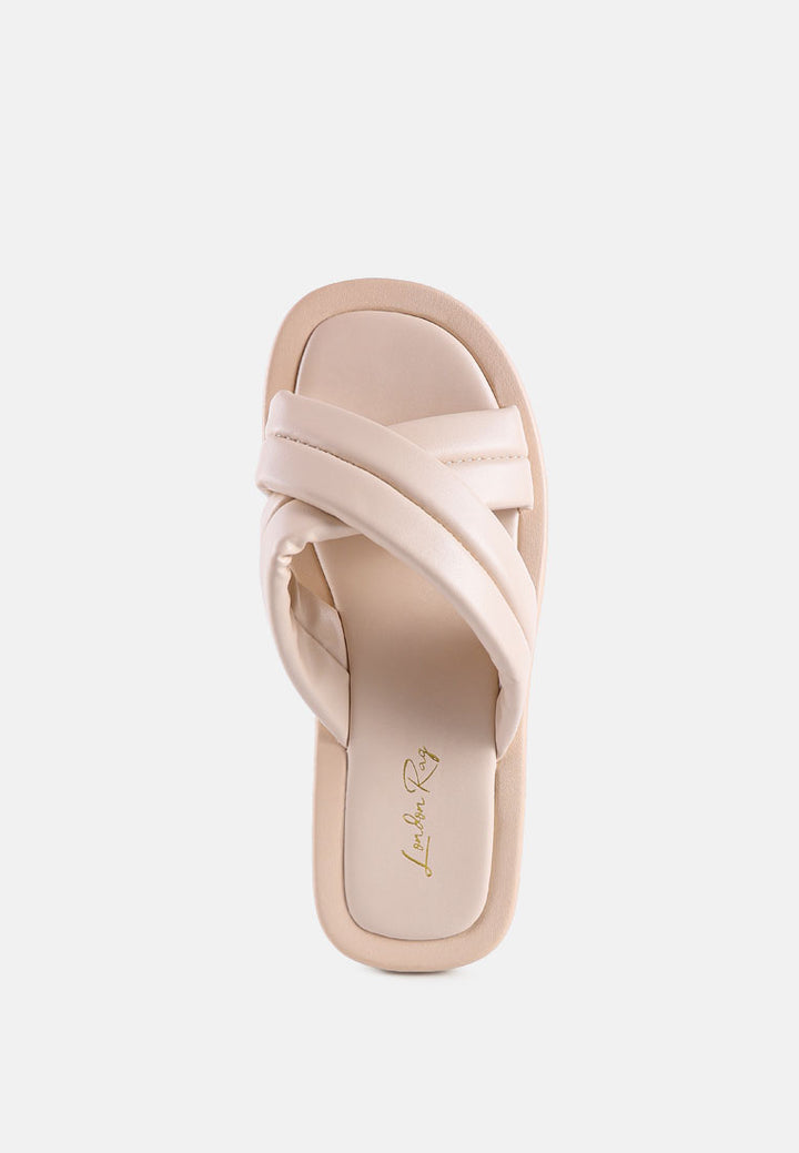 ouette quilted cross strap puffer slides#color_beige