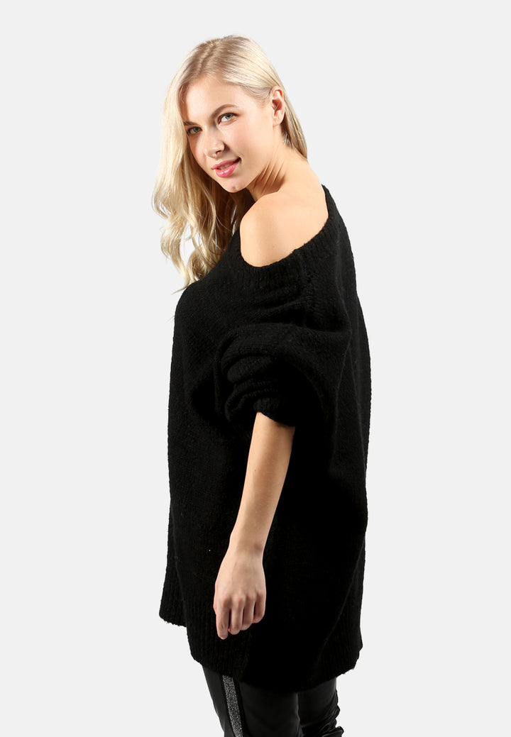 crew neck oversize sweater with ribbed bottom and cuffs#color_black