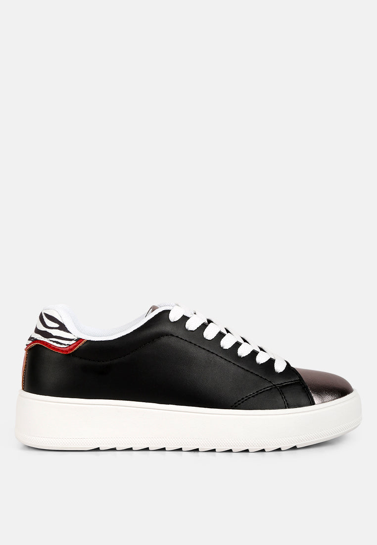 dory metallic accent sneakers#color_black