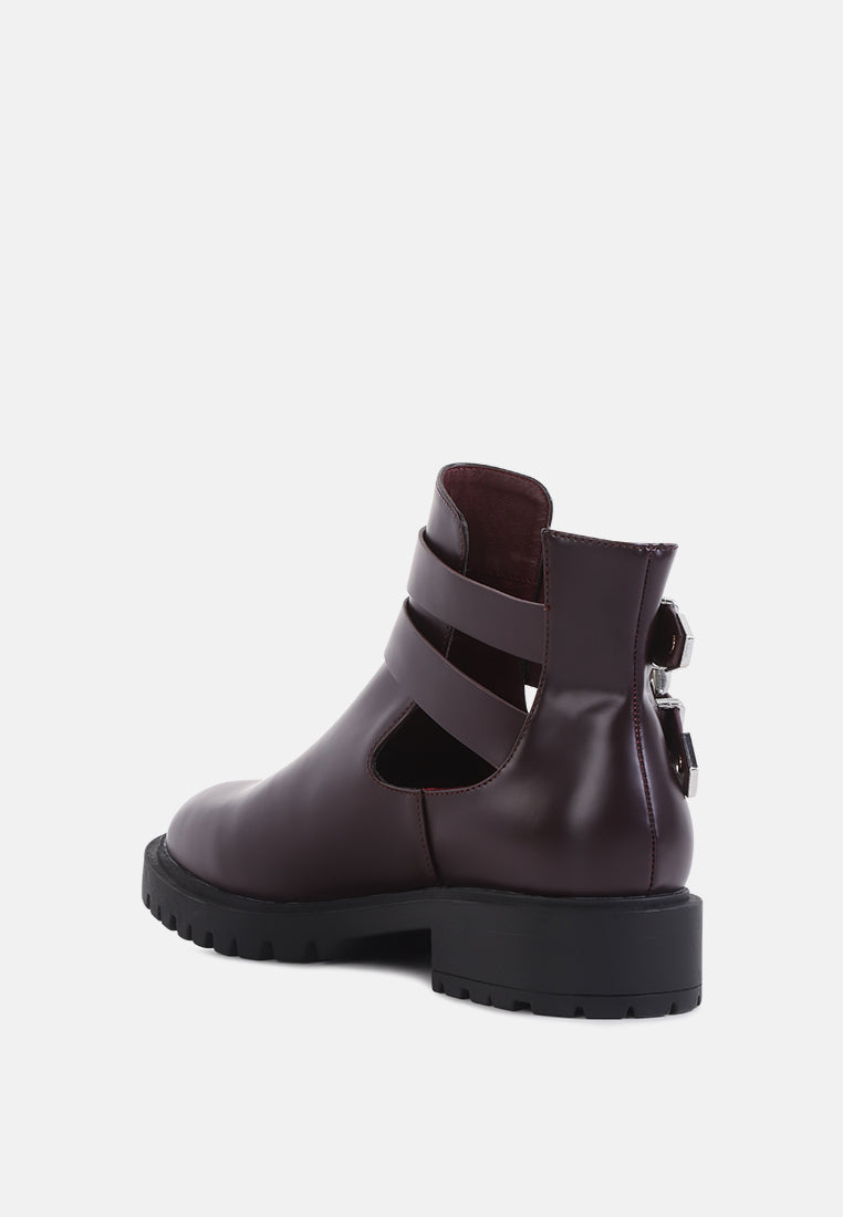 erner adjustable cut-out buckle boots#color_wine