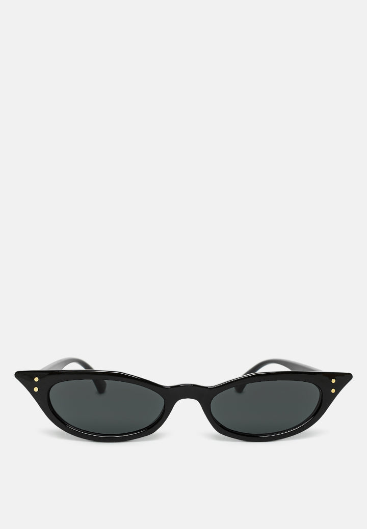 friendly oval cat eye sunglasses#color_black