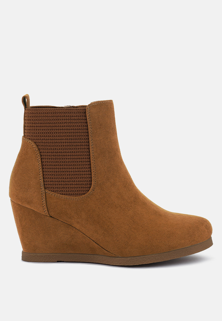 fynn wedge heel ankle length boots#color_tan