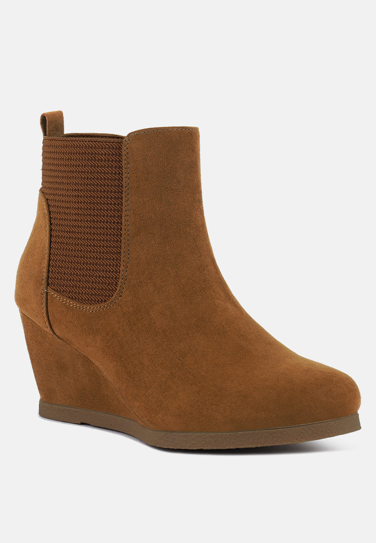 fynn wedge heel ankle length boots#color_tan