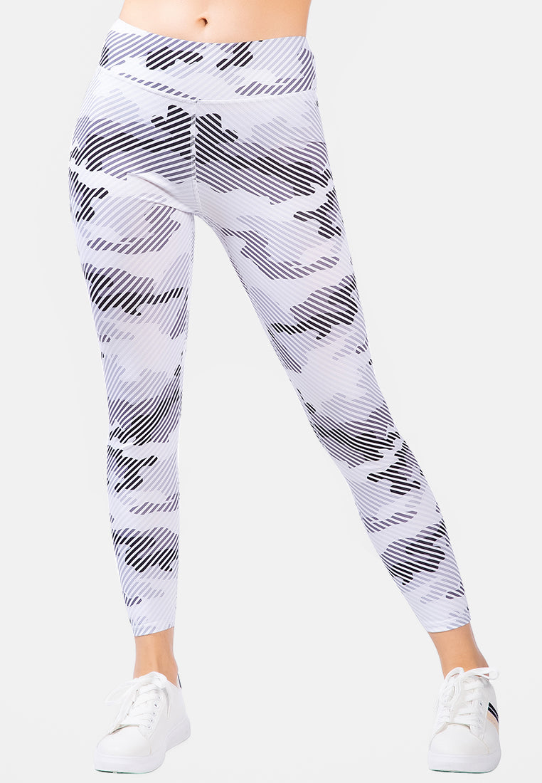 high waist lined camouflage gym leggings#color_camouflage