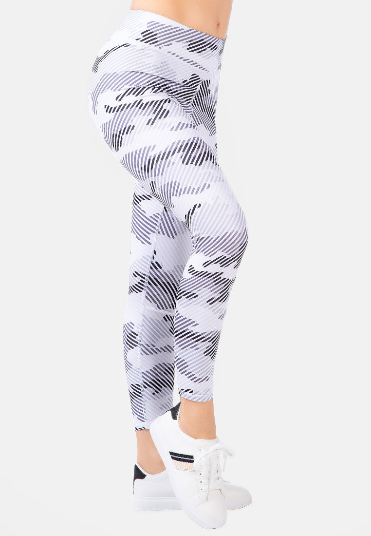 high waist lined camouflage gym leggings#color_camouflage