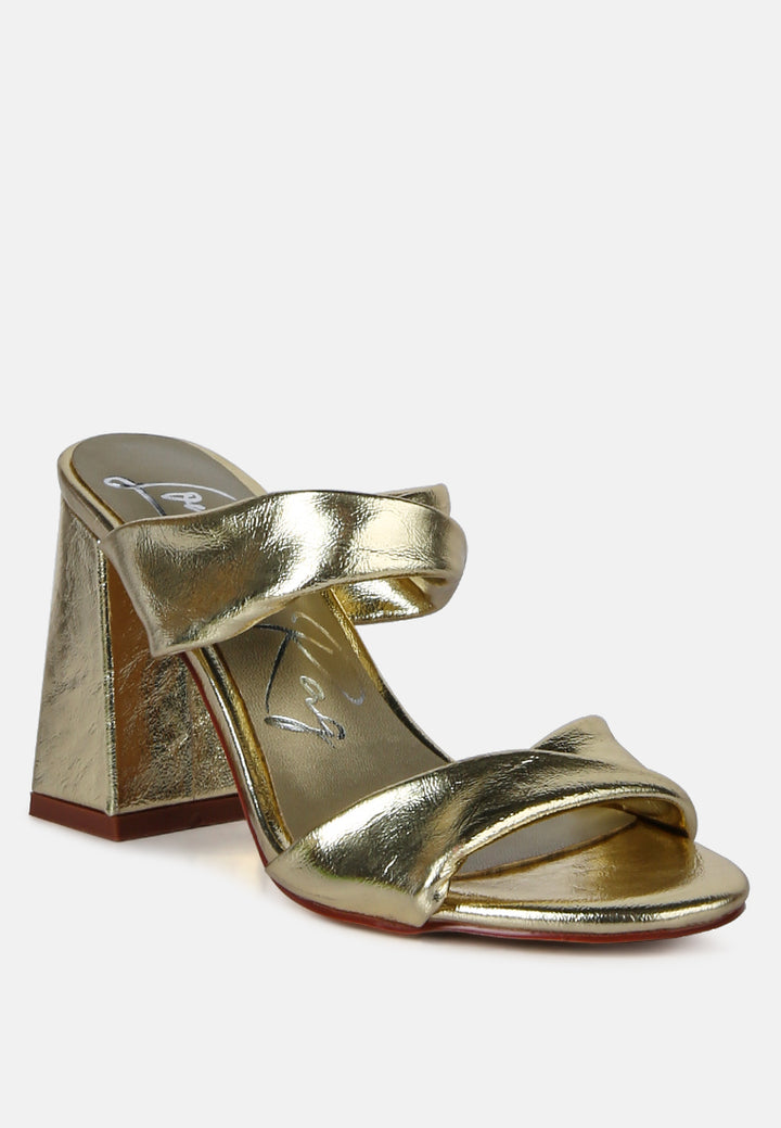 hot mess high heeled block sandal#color_gold