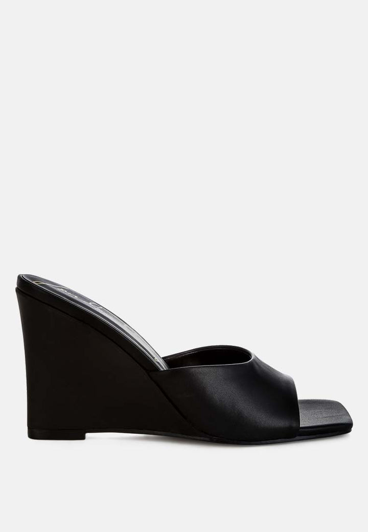 shiloy recycled faux leather wedge Sandals#color_black