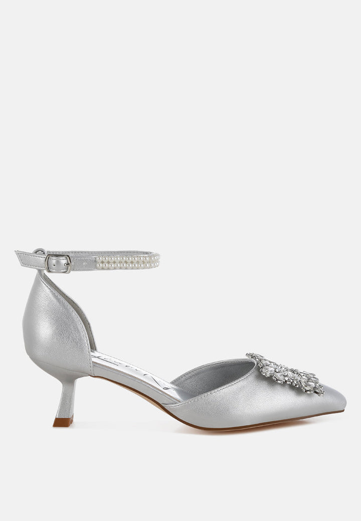 diamante brooch kitten heel sandals by ruw#color_silver