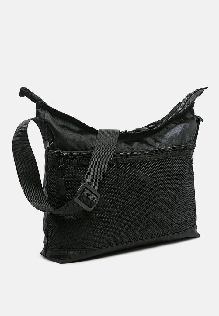 on the move cross body bag#color_black