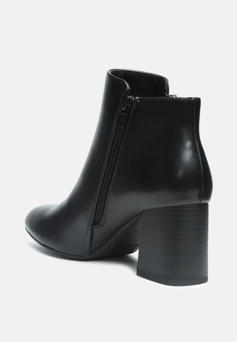 oona dual zipper boots#color_black
