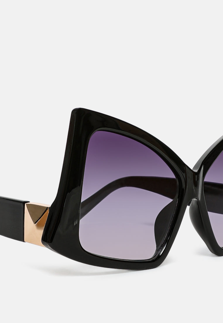 oversized funky butterfly sunglasses#color_black-purple