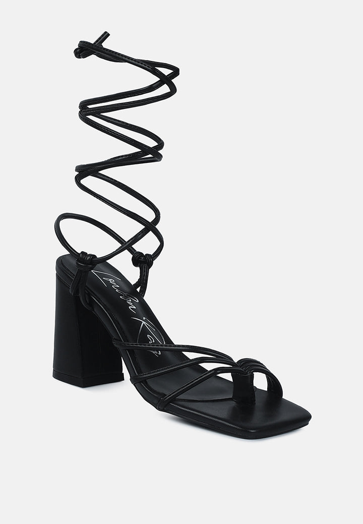 piri toe ring tie up block sandals by ruw#color_black